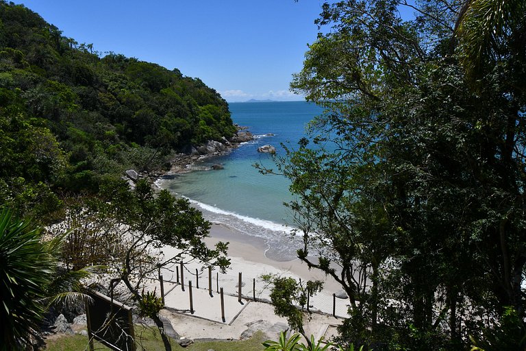 BANGALÔ CASA DA PEDRA - EXCLUSIVIDADE, CONFORTO E PRIVACIDAD