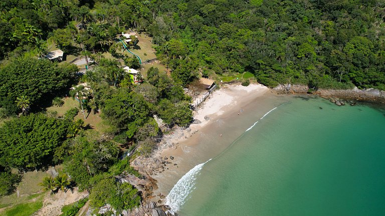BANGALÔ CASA DA PEDRA - EXCLUSIVIDADE, CONFORTO E PRIVACIDAD